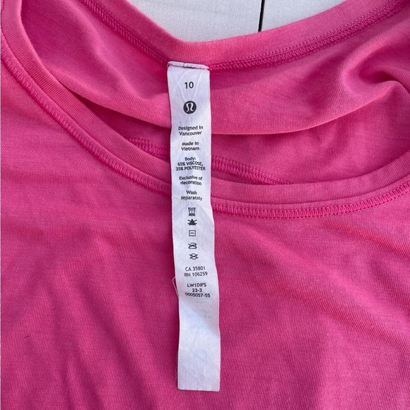 Lululemon athletica shirt - Picture 4 of 5